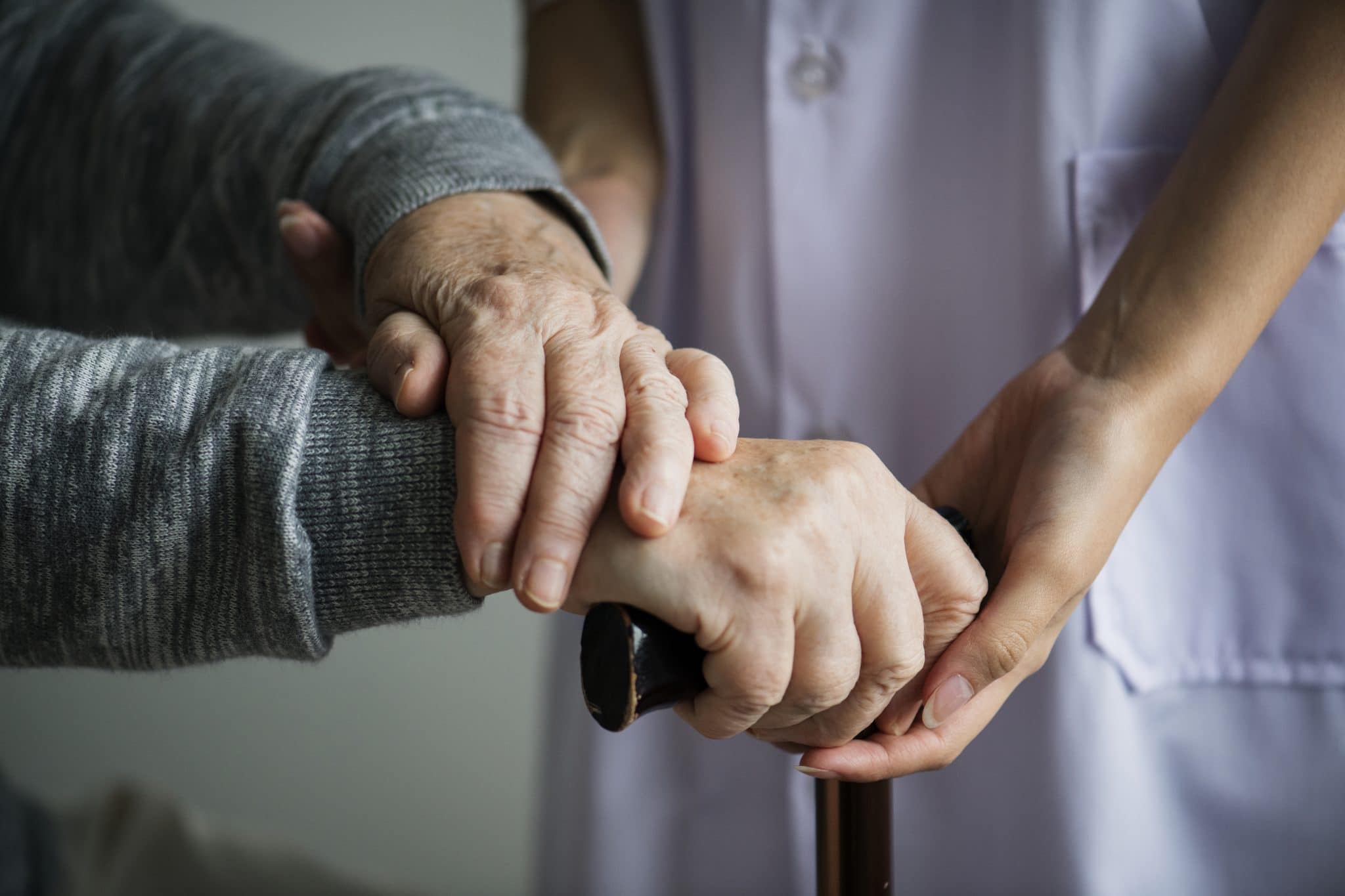 Bien choisir une structure d’accueil pour seniors à Libourne